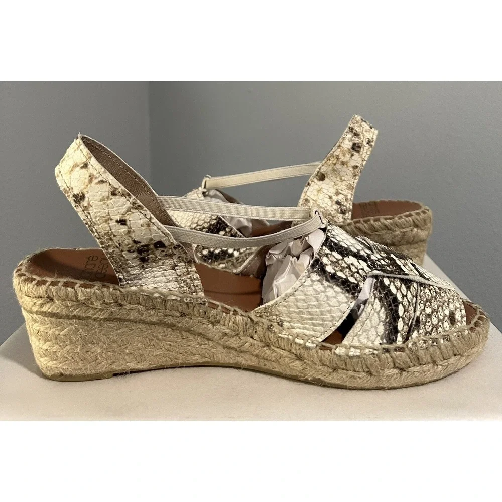 ANDRE ASSOUS Snakeskin Print Espadrilles Wedge Sandals Womens Size 7 New